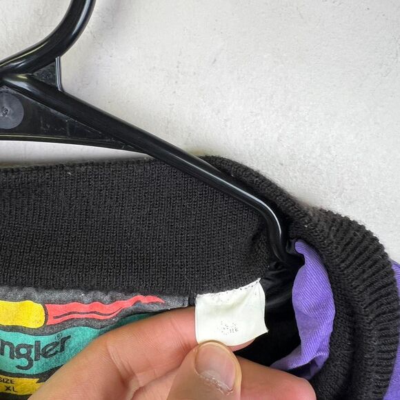 Vintage 90s Wrangler Brushpopper Native American Aztec Print Bomber Size XL - Picture 7 of 7